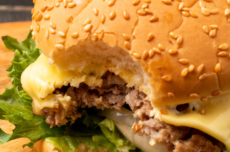 Easy Air Fryer Turkey Burgers (Juicy, Flavorful & Done in 20 Minutes)